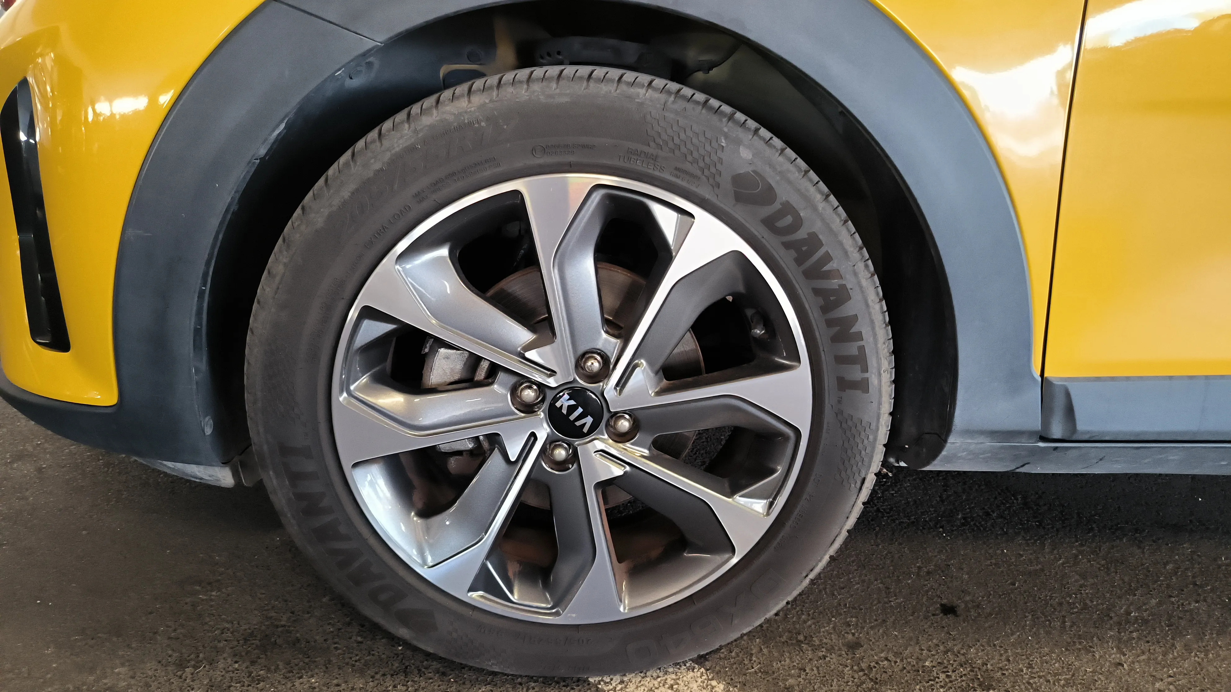 Kia Stonic 1.0 T-GDi Drive DCT - foto 10
