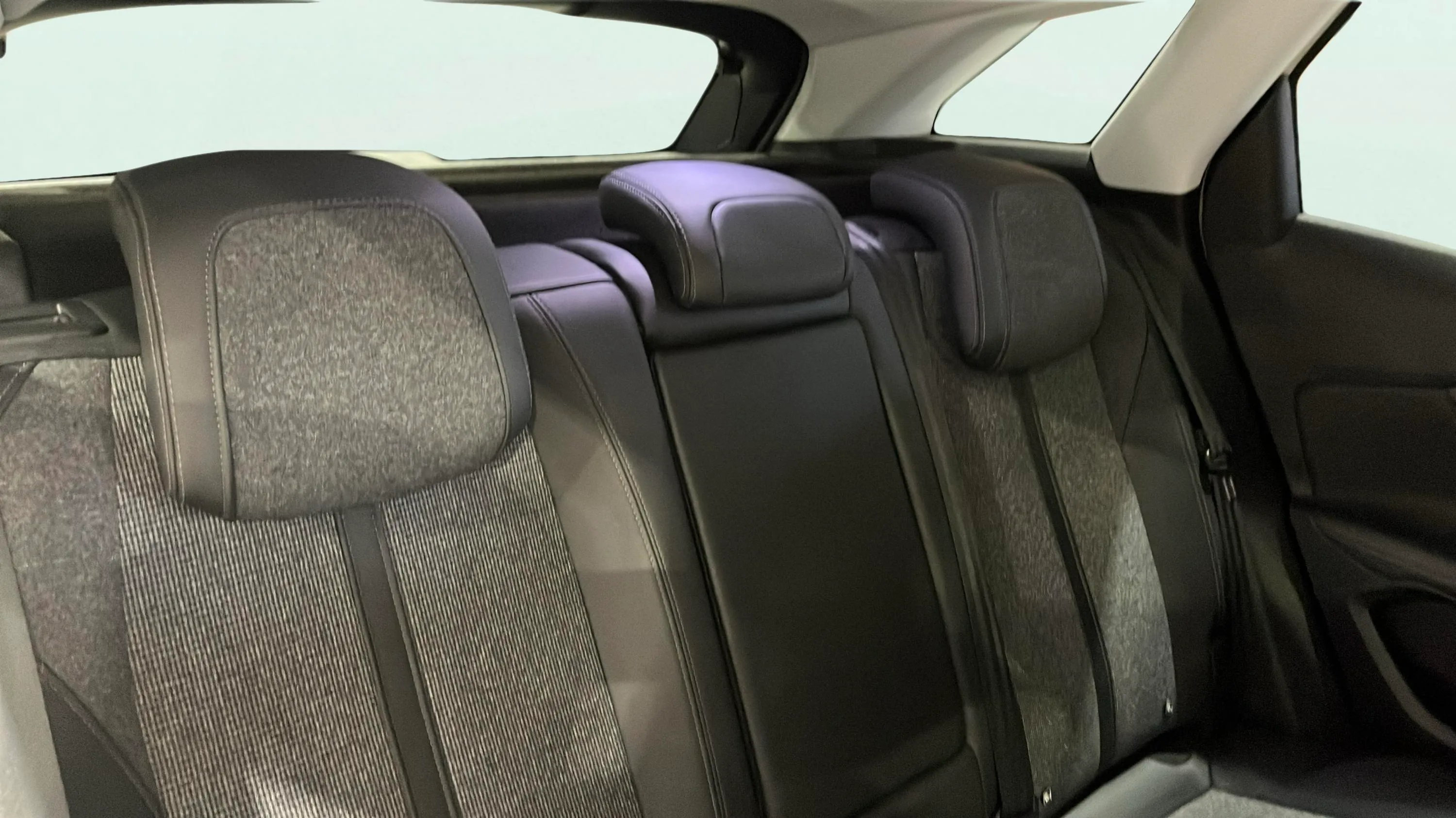 Peugeot 3008 1.2 PureTech Allure - foto 13
