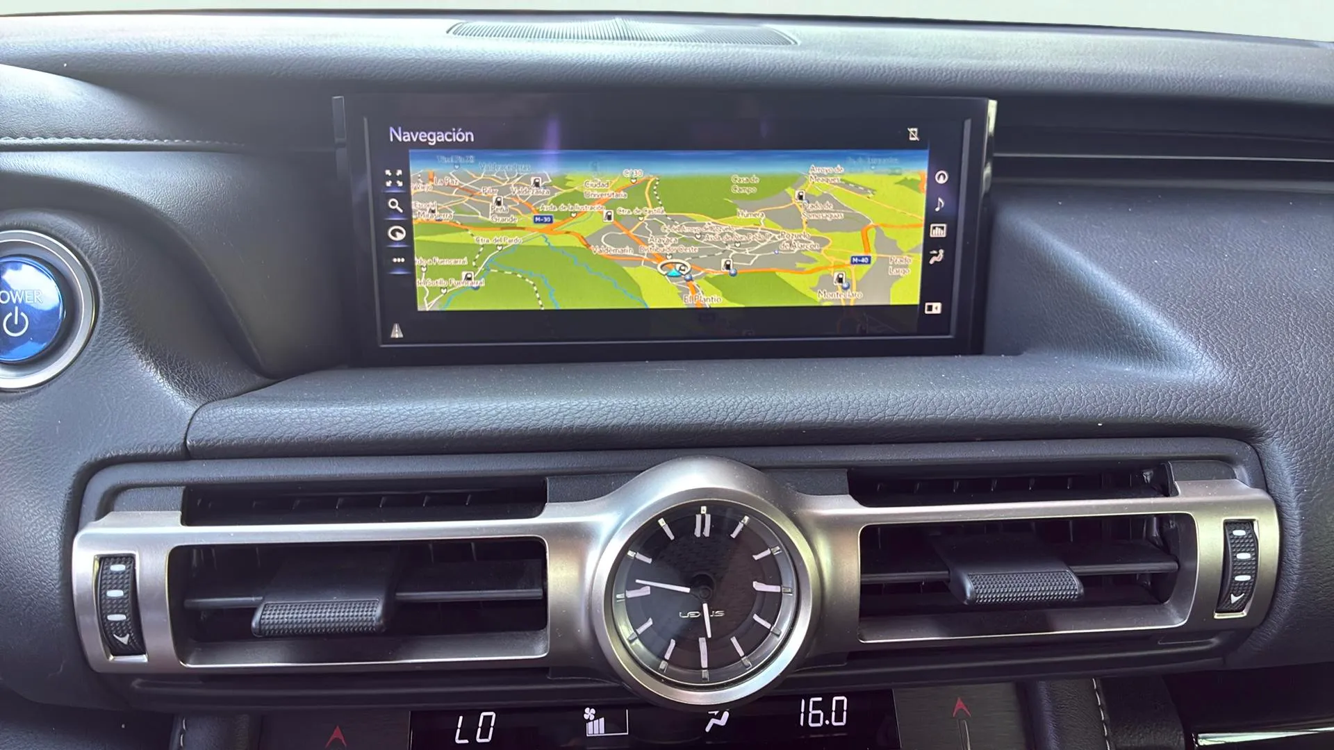 Lexus RC 2.5 300h Executive Navigation - foto 23