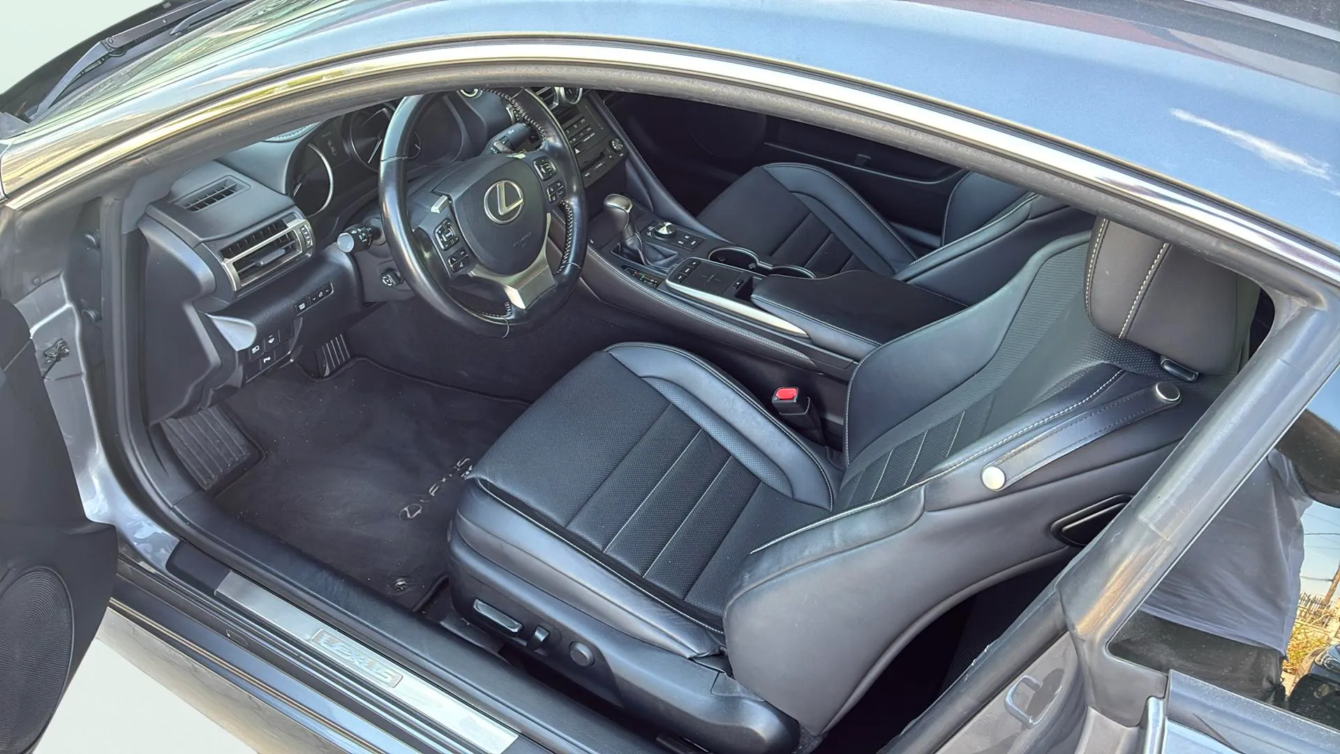 Lexus RC 2.5 300h Executive Navigation - foto 10