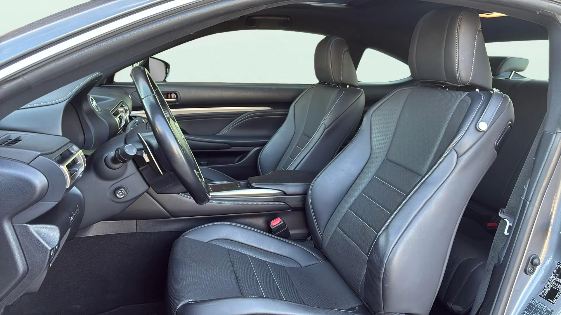 Lexus RC 2.5 300h Executive Navigation - foto 11