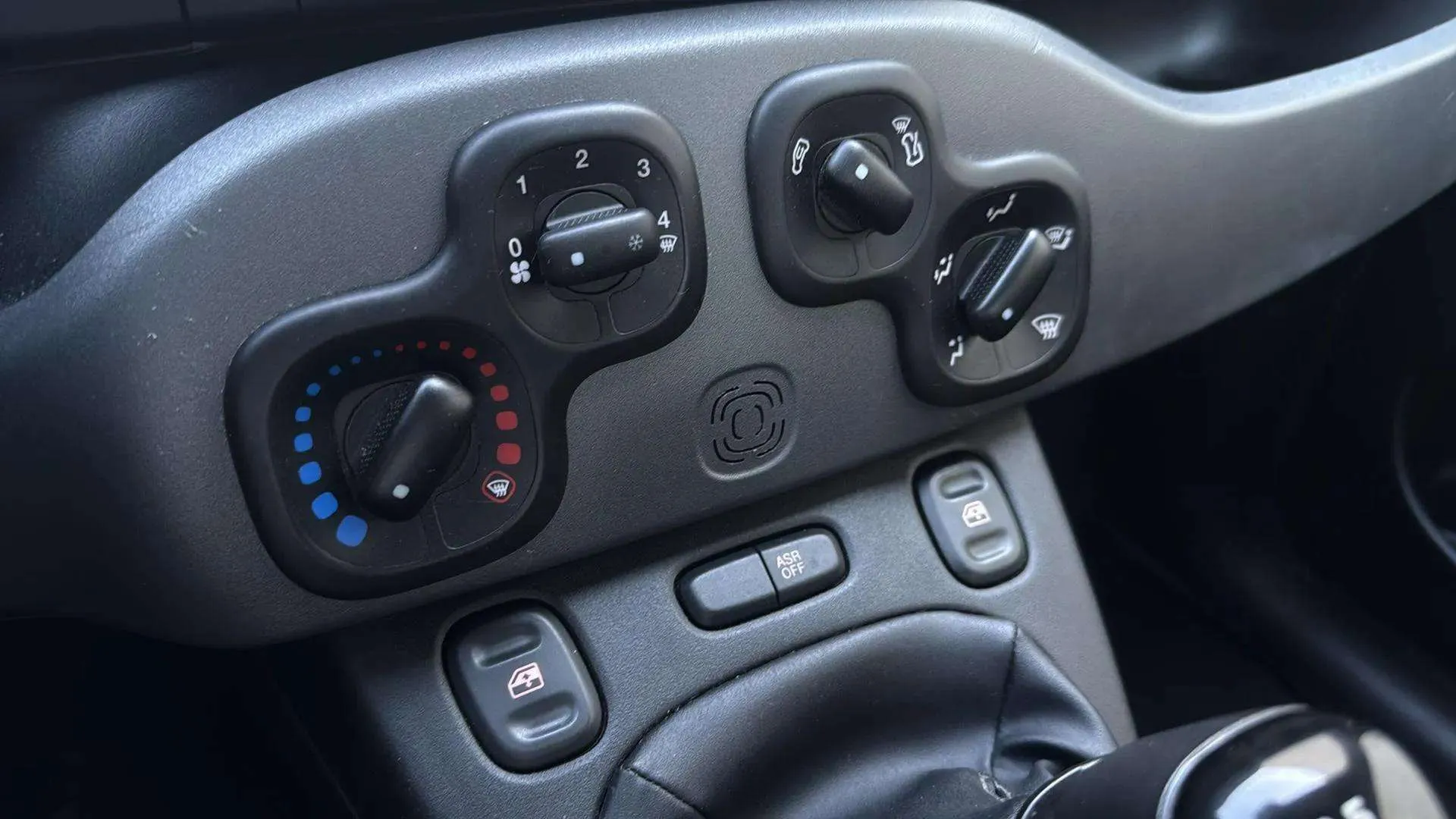 Fiat Panda Sport Hybrid 1.0 Gse - foto 17