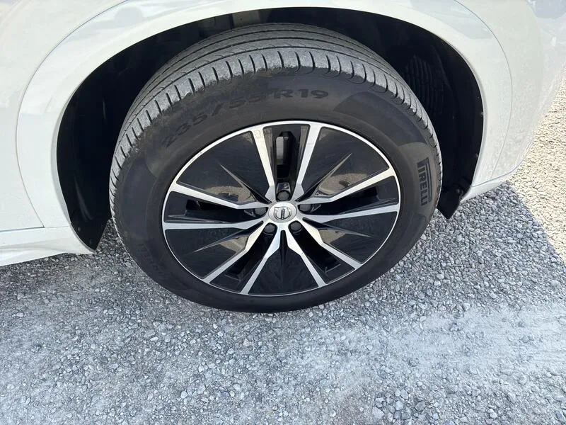 Volvo XC90 2.0 B5 D AWD Momentum Pro - foto 12