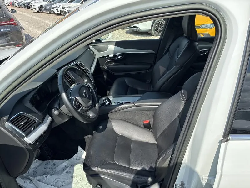 Volvo XC90 2.0 B5 D AWD Momentum Pro - foto 26