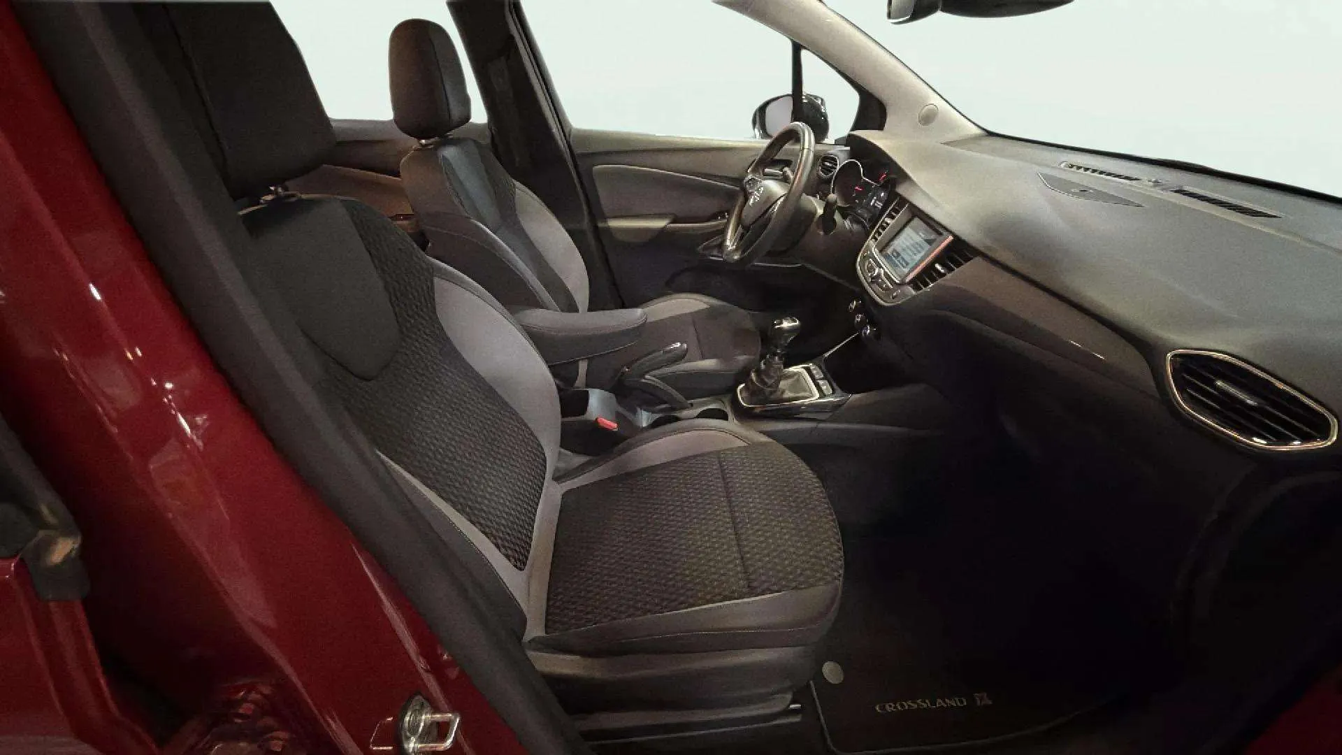 Opel Crossland 1.2 Business Elegance - foto 13