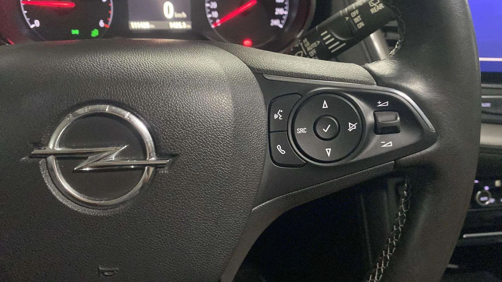 Opel Grandland 1.6 CDTi Excellence - foto 12