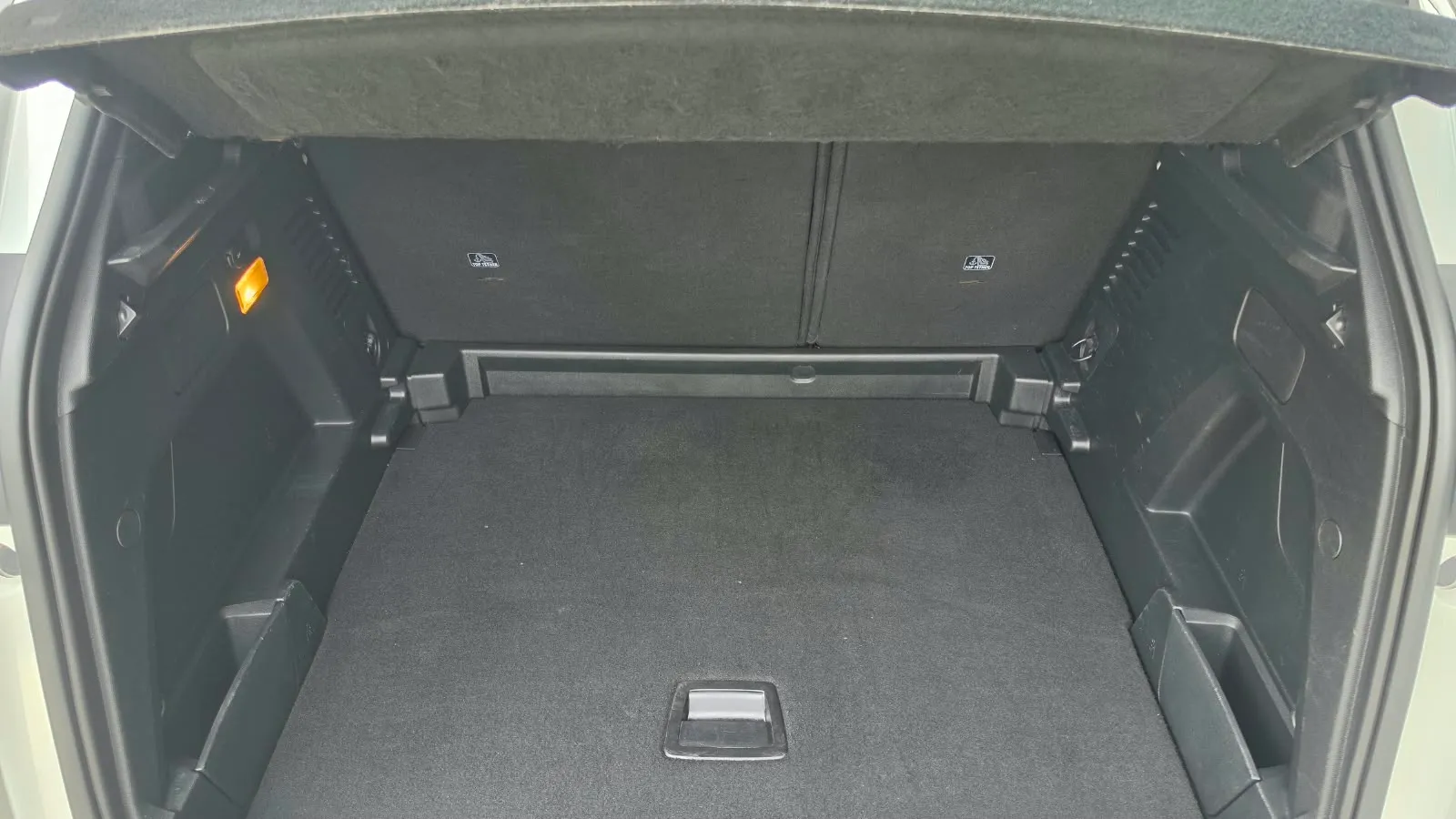 Peugeot 3008 1.2 PureTech Allure - foto 17