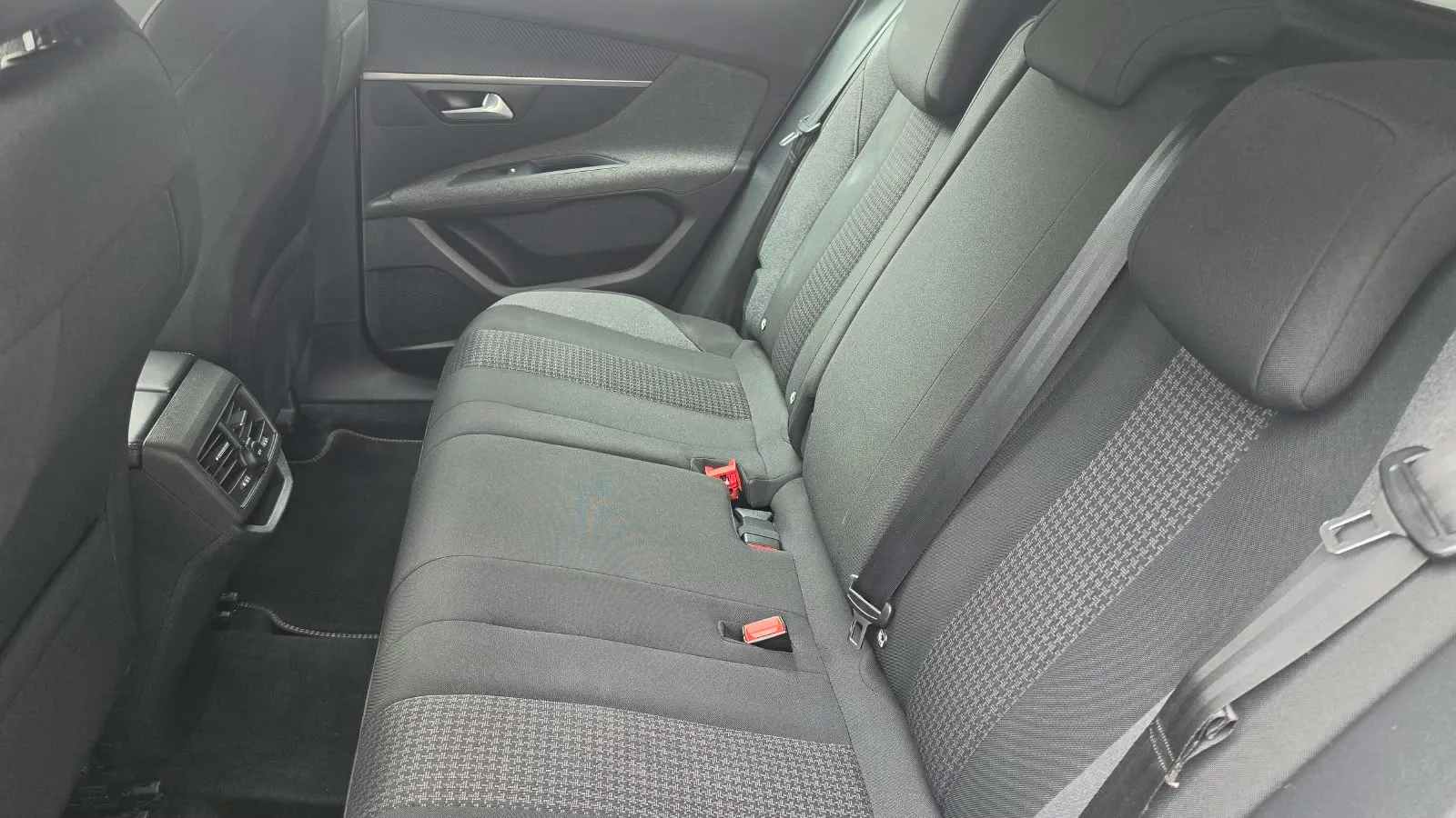 Peugeot 3008 1.2 PureTech Allure - foto 14
