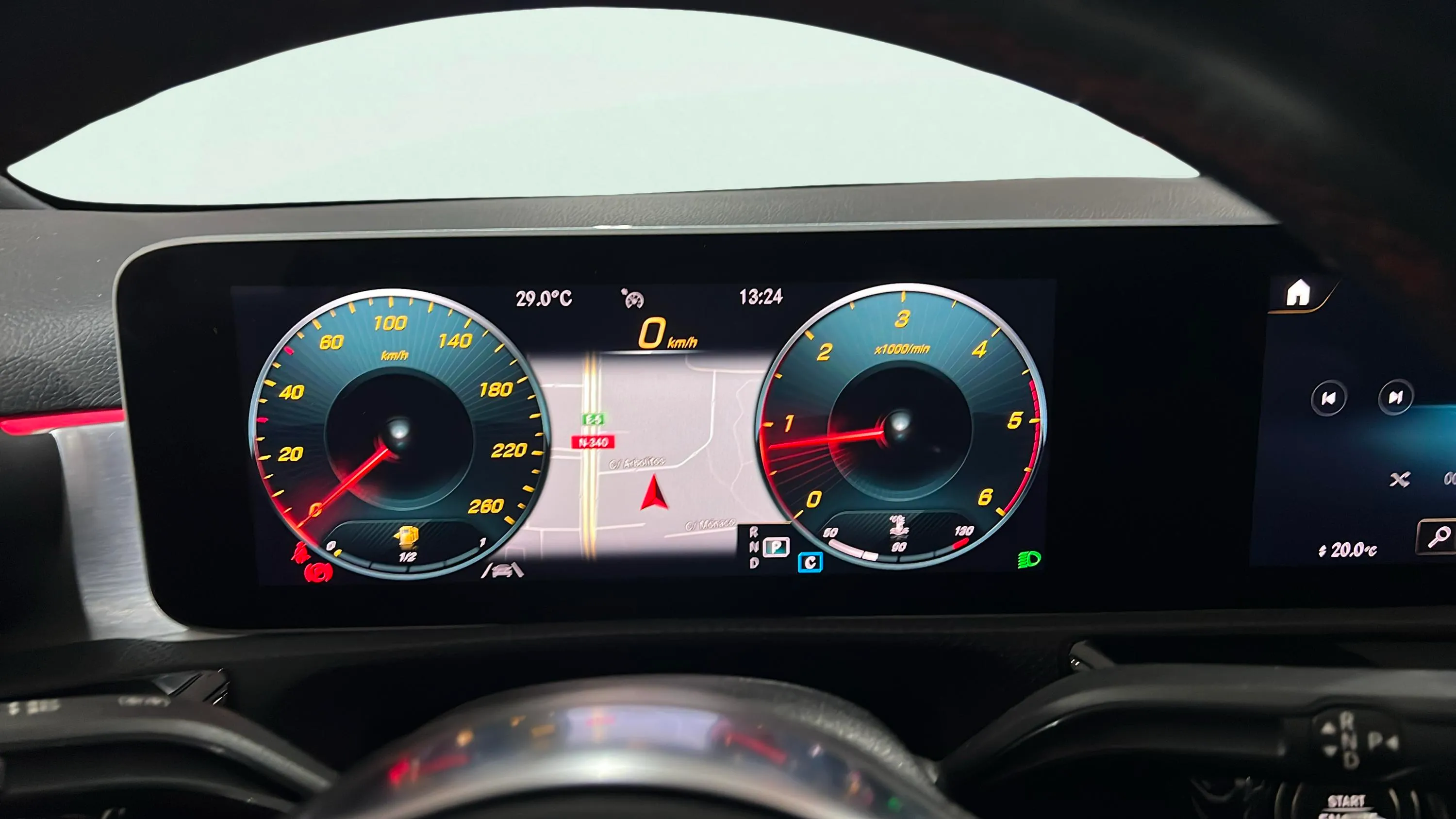 Mercedes-Benz Clase A A 200 d - foto 13