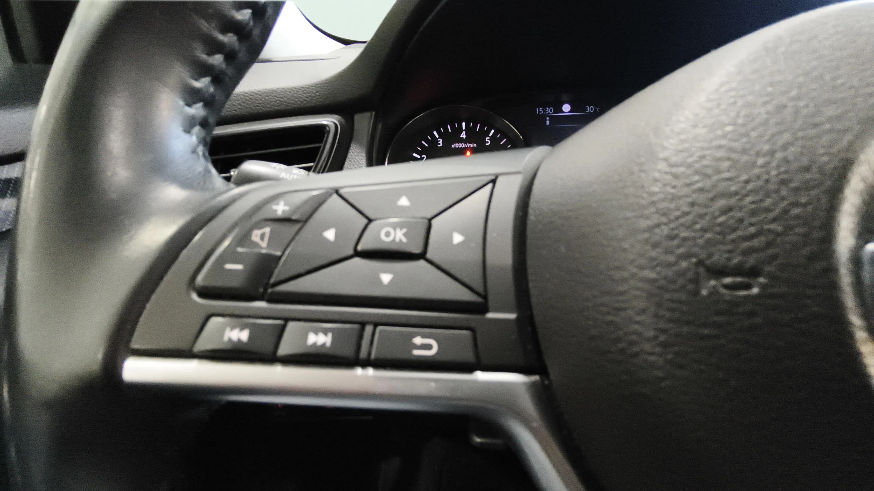 Nissan X-Trail DIG-T E6D DCT N-Conn. - foto 15