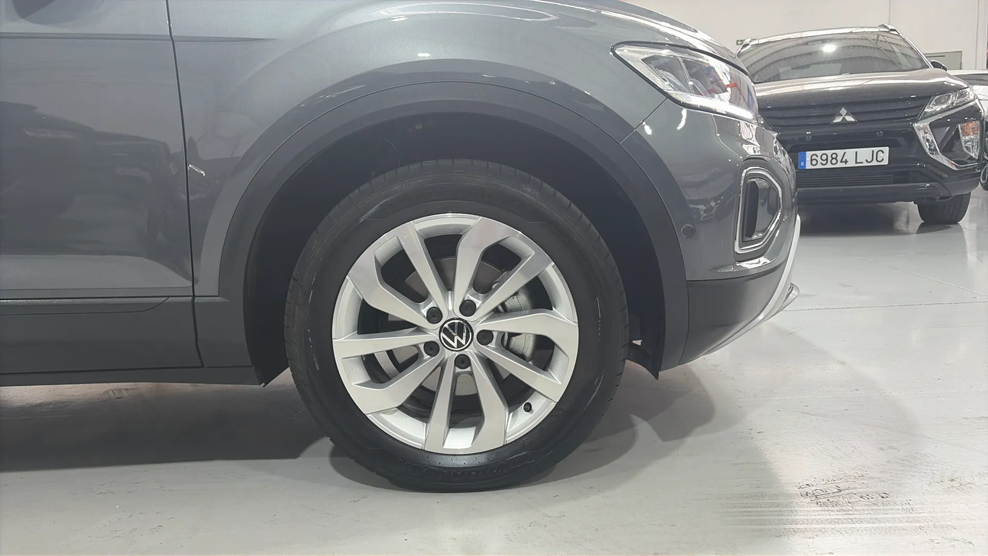 Volkswagen T-Roc "más" 1.5 TSI DSG - foto 18