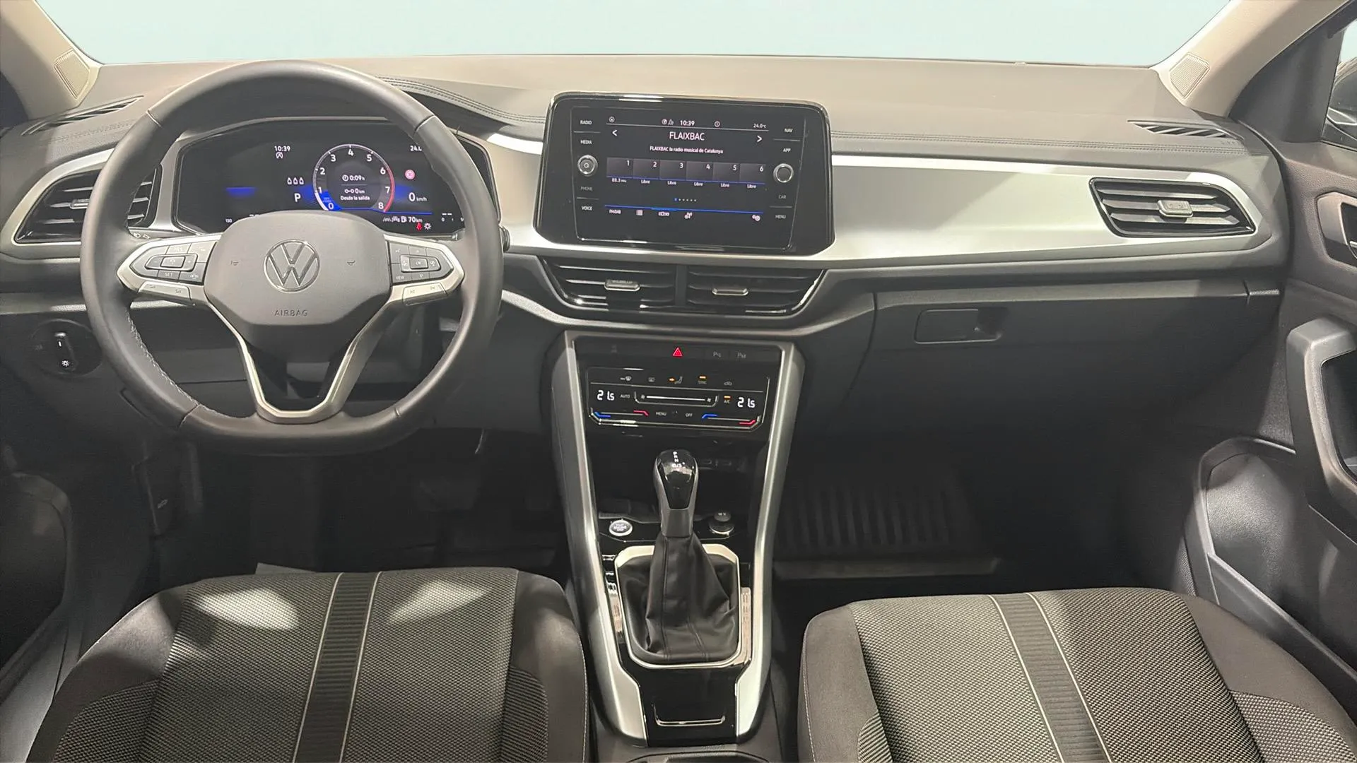 Volkswagen T-Roc "más" 1.5 TSI DSG - foto 9