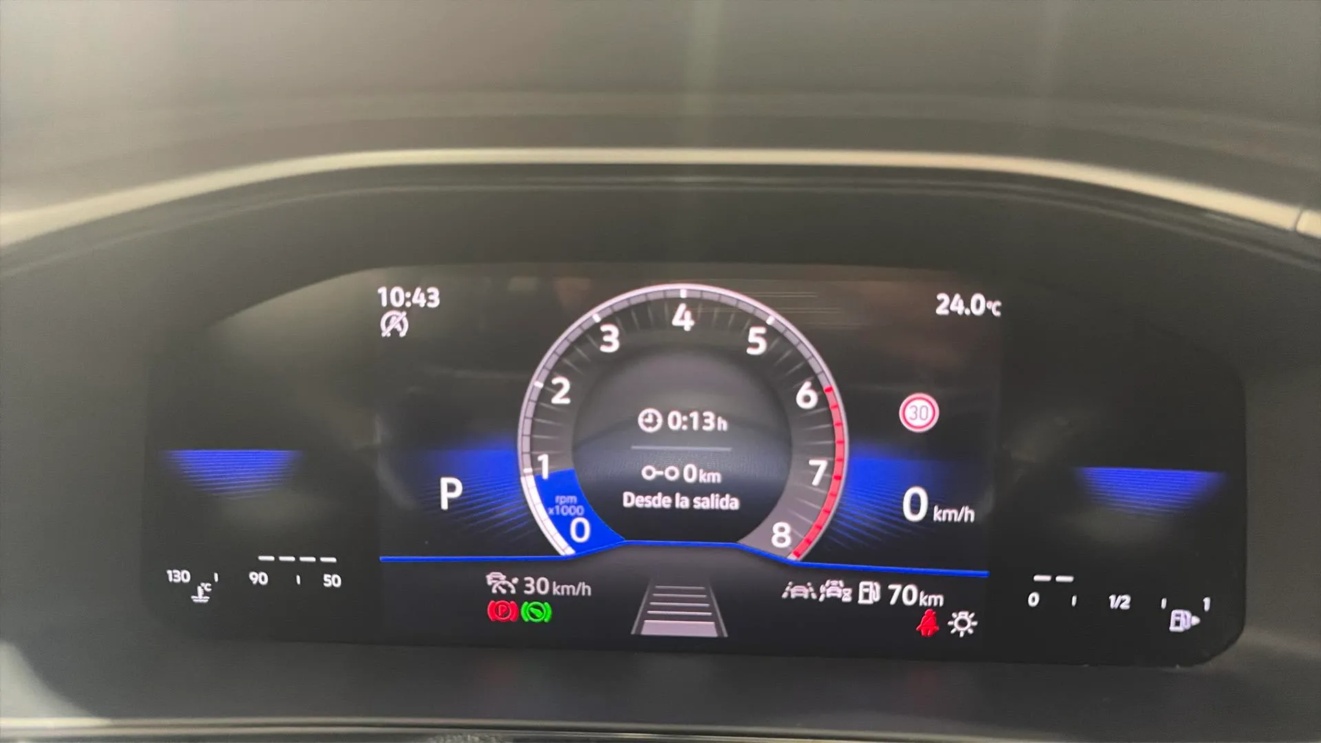 Volkswagen T-Roc "más" 1.5 TSI DSG - foto 12
