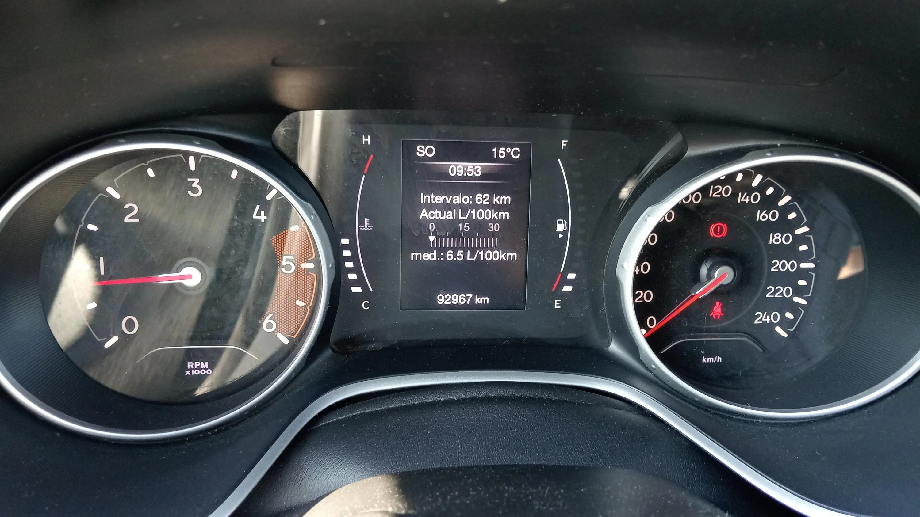 Jeep Compass 1.6 Mjet Longitude 4x2 - foto 16