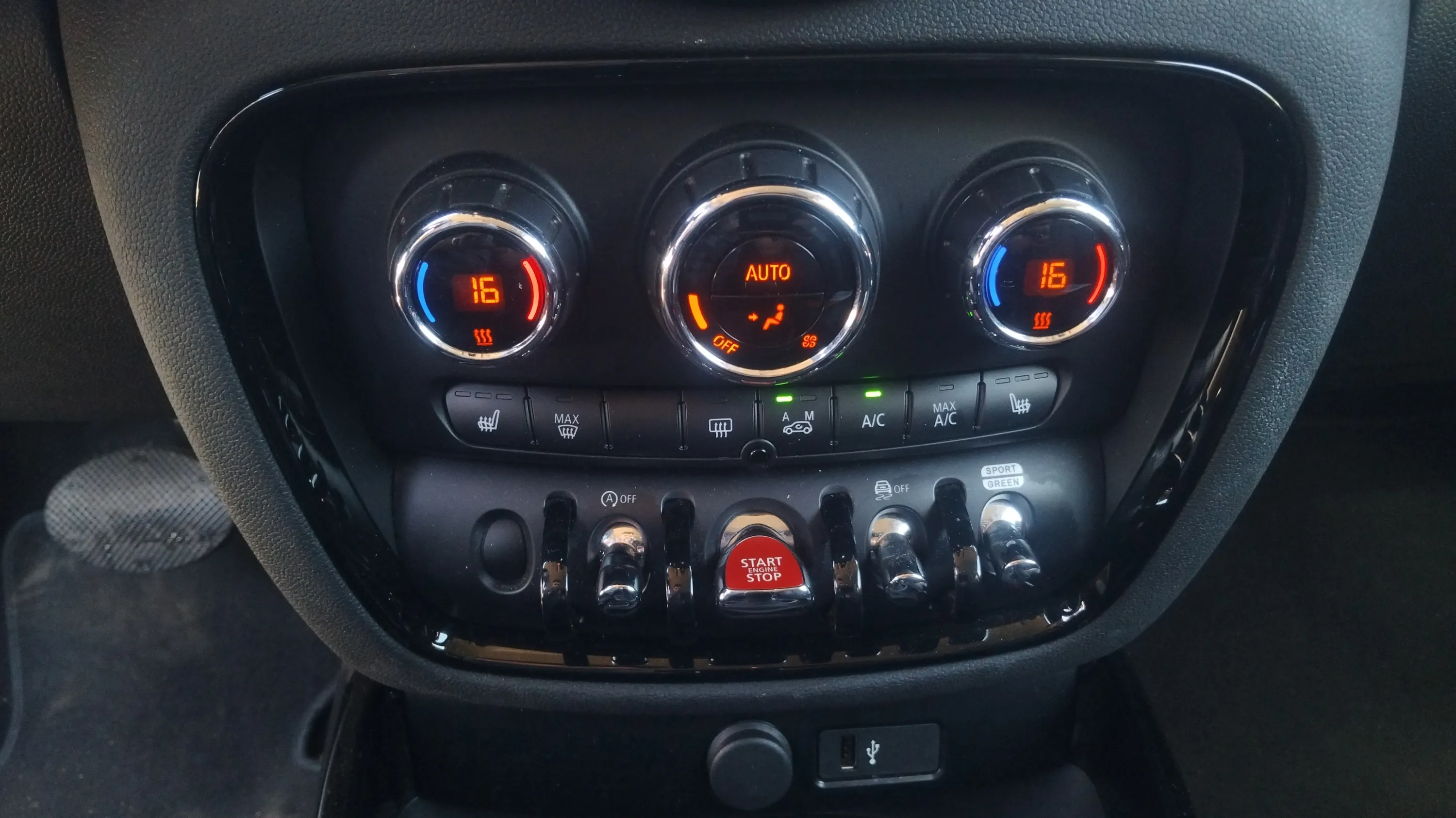 MINI Clubman Cooper - foto 22