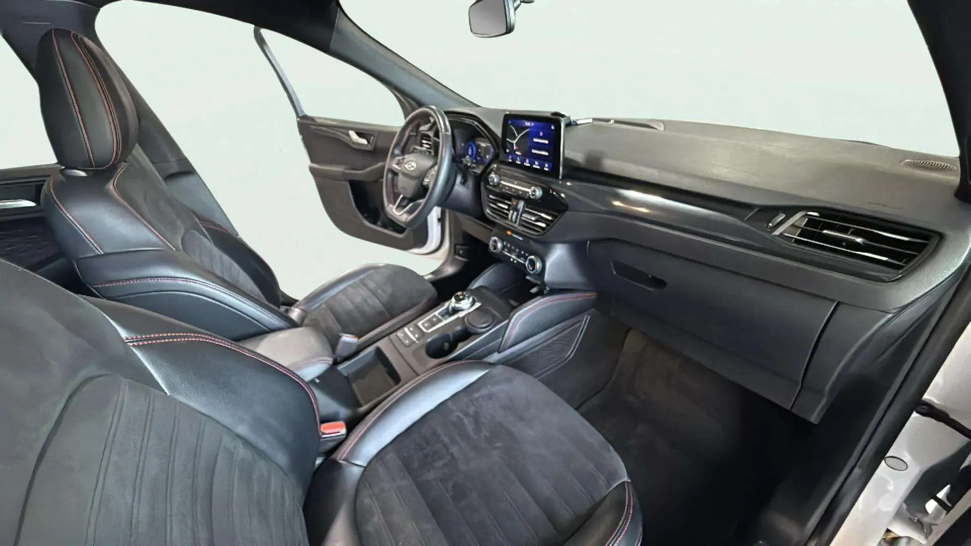 Ford Kuga ST-Line 2.0 EcoBlue 4x4 - foto 13