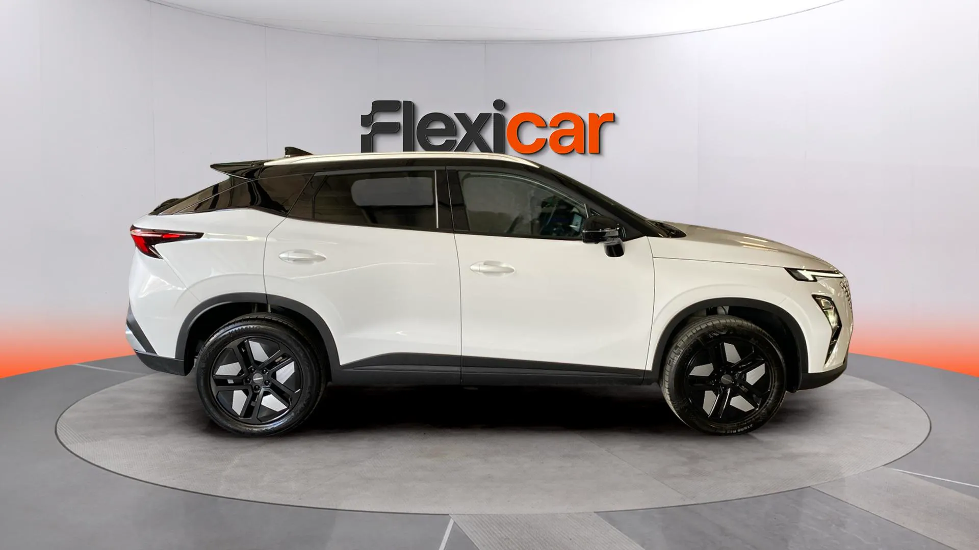 Omoda 5 HEV Premium 1.5 T-GDi - foto 3