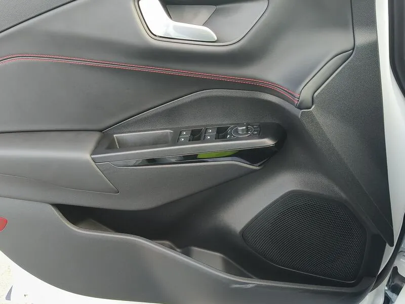 Ford Puma ST-Line Design 1.0 EcoBoost - foto 30