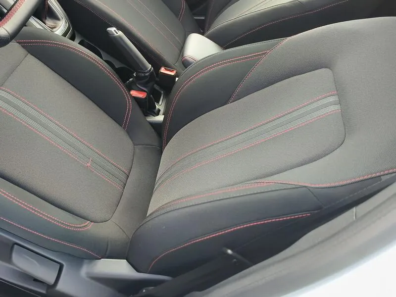 Ford Puma ST-Line Design 1.0 EcoBoost - foto 31