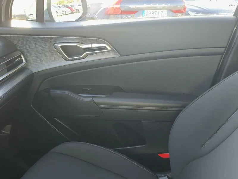 Kia Sportage 1.6 CRDi MHEV Business - foto 20