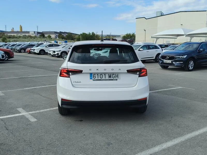 Škoda Fabia 2021 berlina con porton 1.0 MPI Ambition - foto 5
