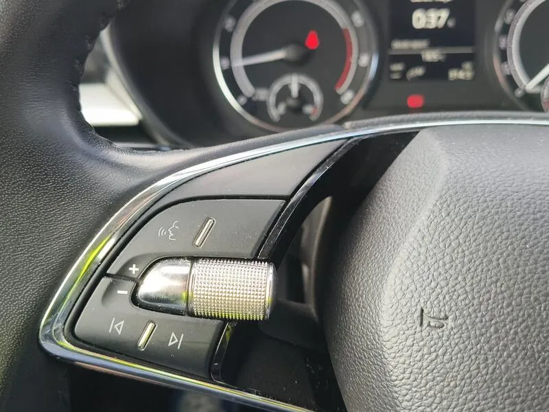 Škoda Fabia 2021 berlina con porton 1.0 MPI Ambition - foto 26