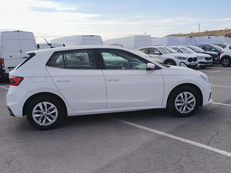 Škoda Fabia 2021 berlina con porton 1.0 MPI Ambition - foto 7