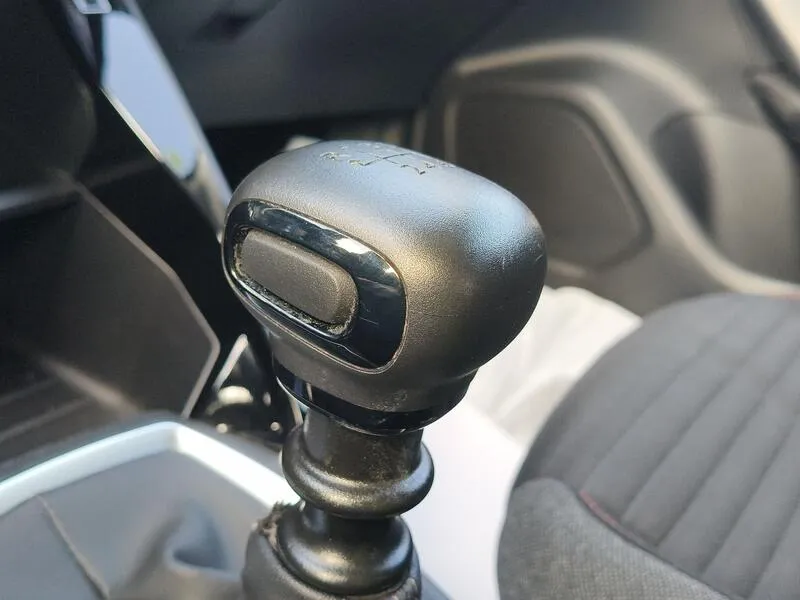 Peugeot 2008 Active Pack PureTech 100 - foto 14