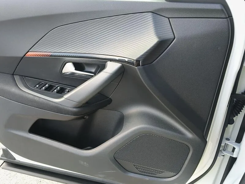 Peugeot 2008 Active Pack PureTech 100 - foto 30