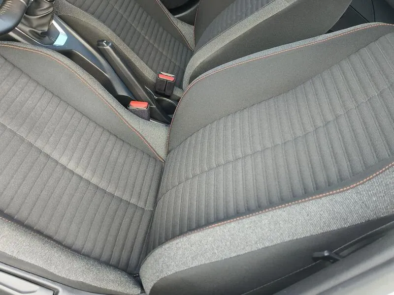 Peugeot 2008 Active Pack PureTech 100 - foto 31