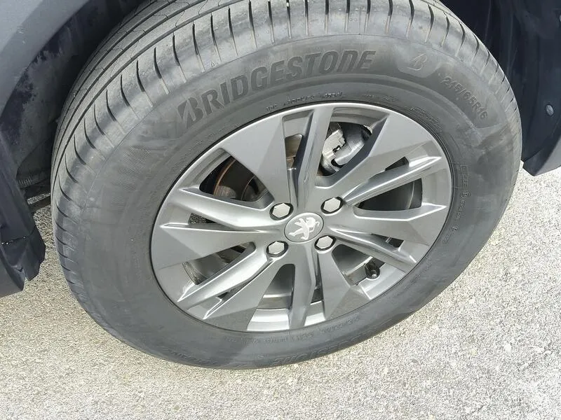 Peugeot 2008 Active Pack PureTech 100 - foto 46