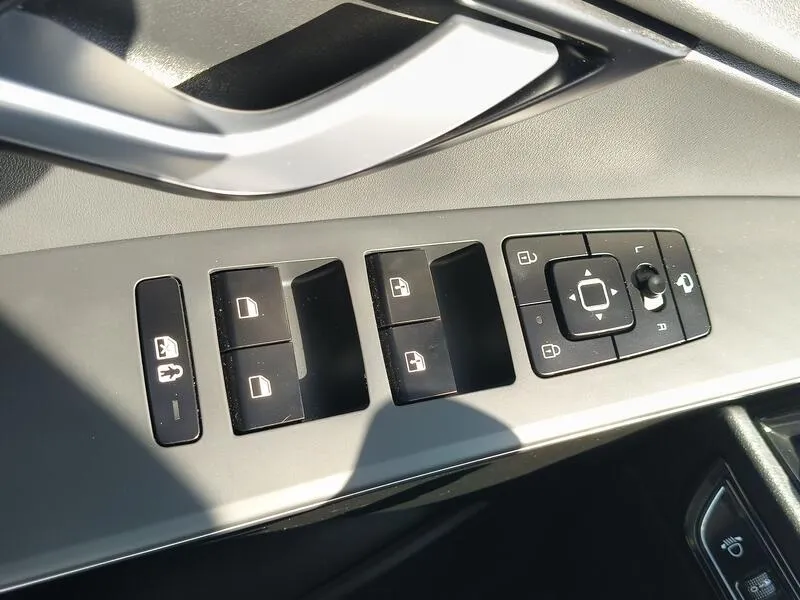 Kia Niro 1.6 GDi HEV Drive - foto 27
