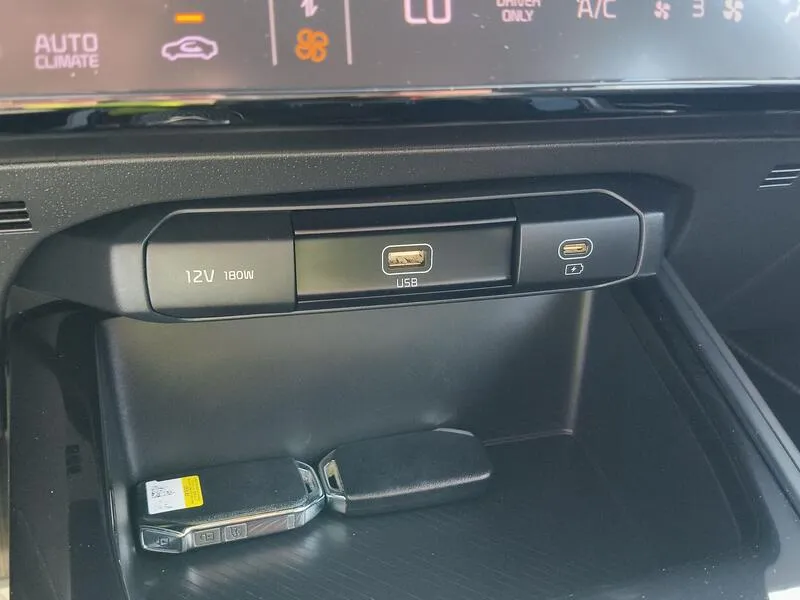 Kia Niro 1.6 GDi HEV Drive - foto 13