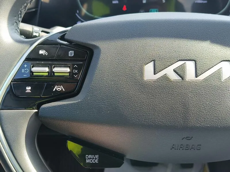 Kia Niro 1.6 GDi HEV Drive - foto 24