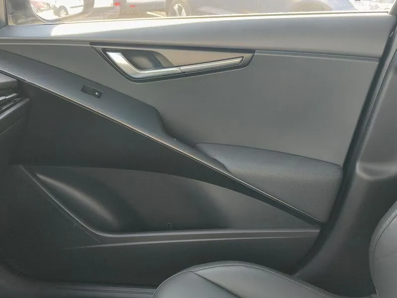 Kia Niro 1.6 GDi HEV Drive - foto 19