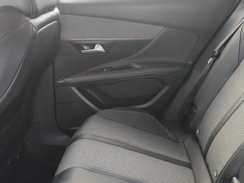 Peugeot 3008 225 e Allure Pack - foto 31
