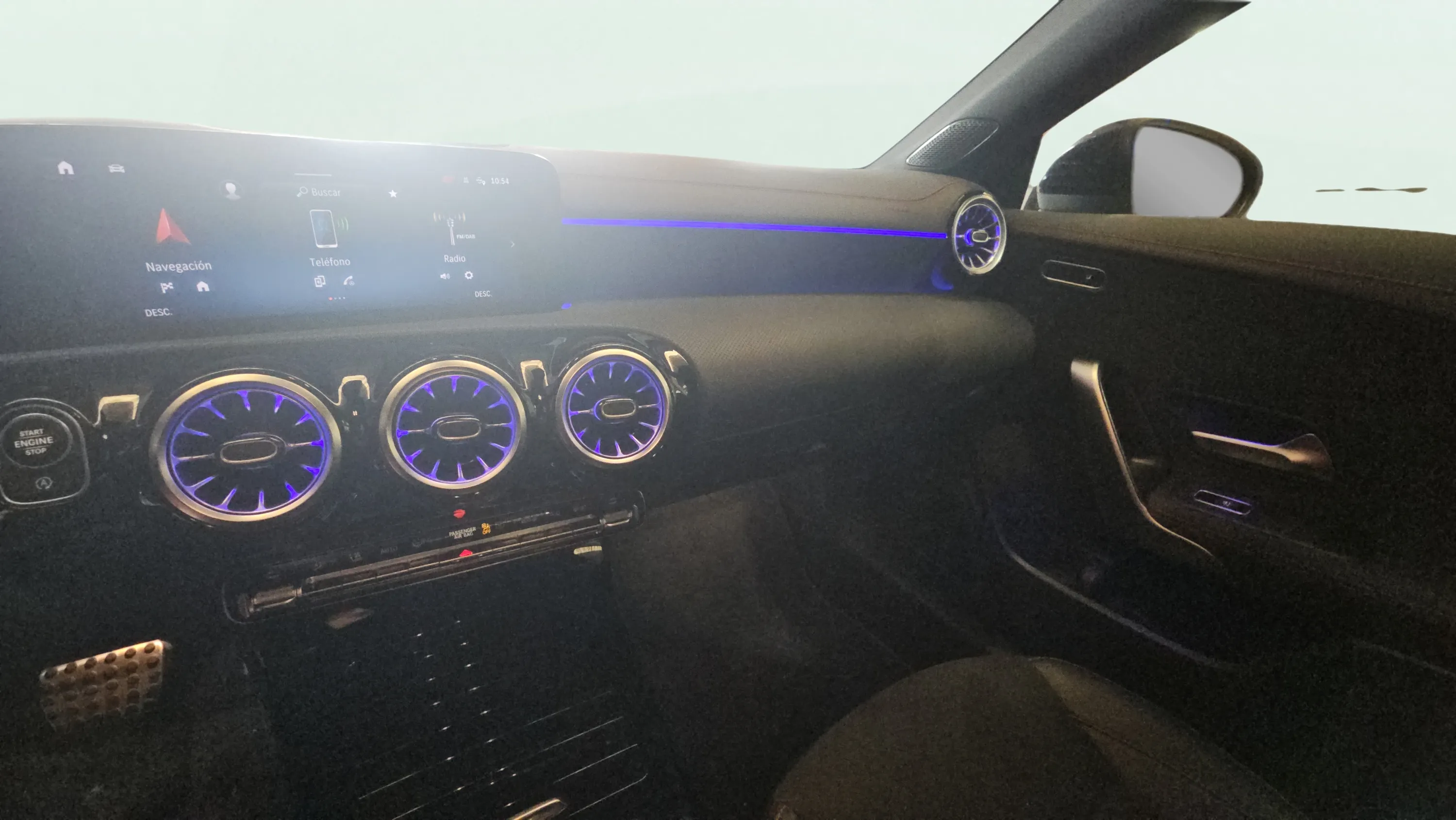 Mercedes-Benz CLA 200 - foto 16