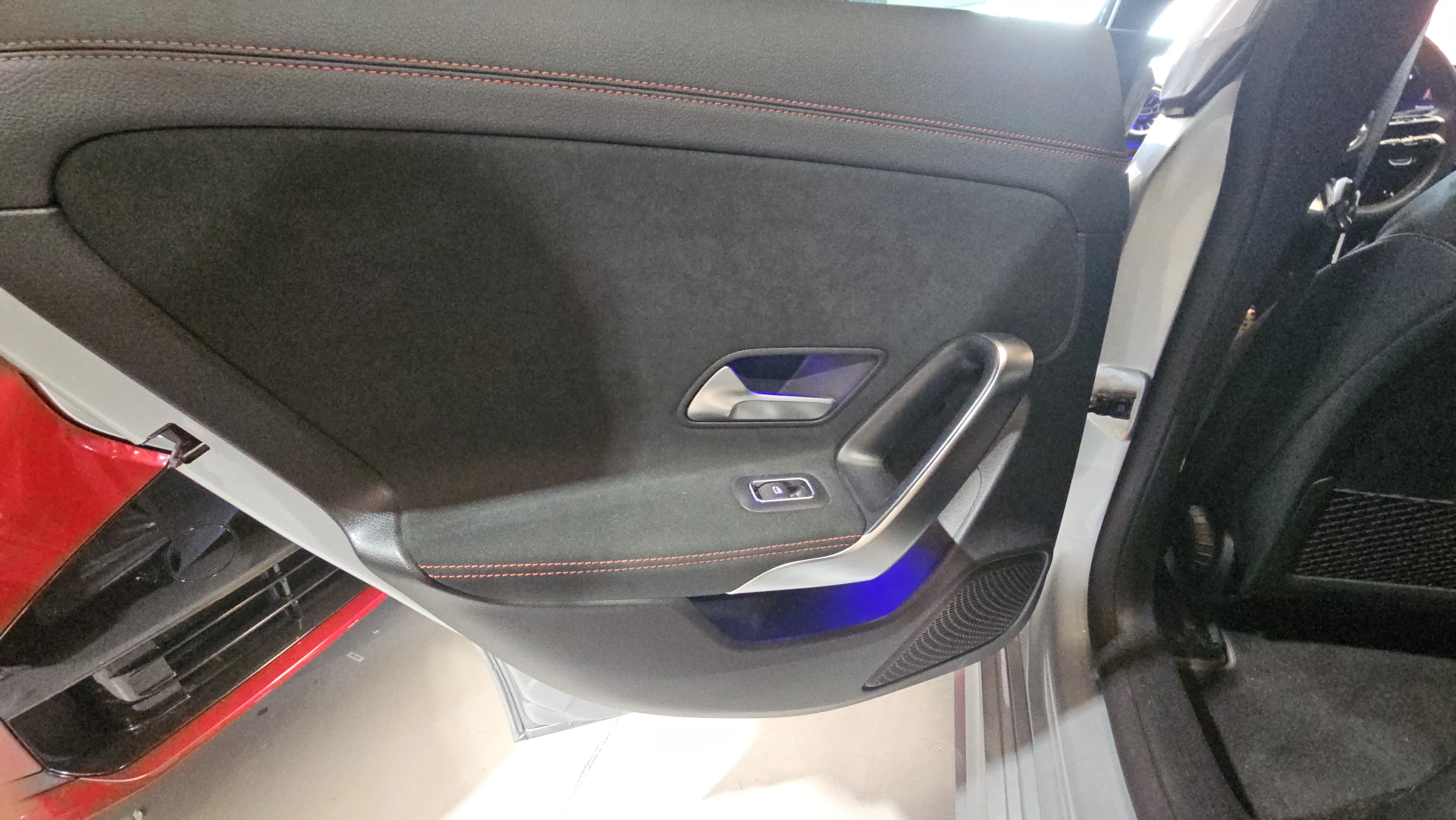 Mercedes-Benz CLA 200 - foto 19