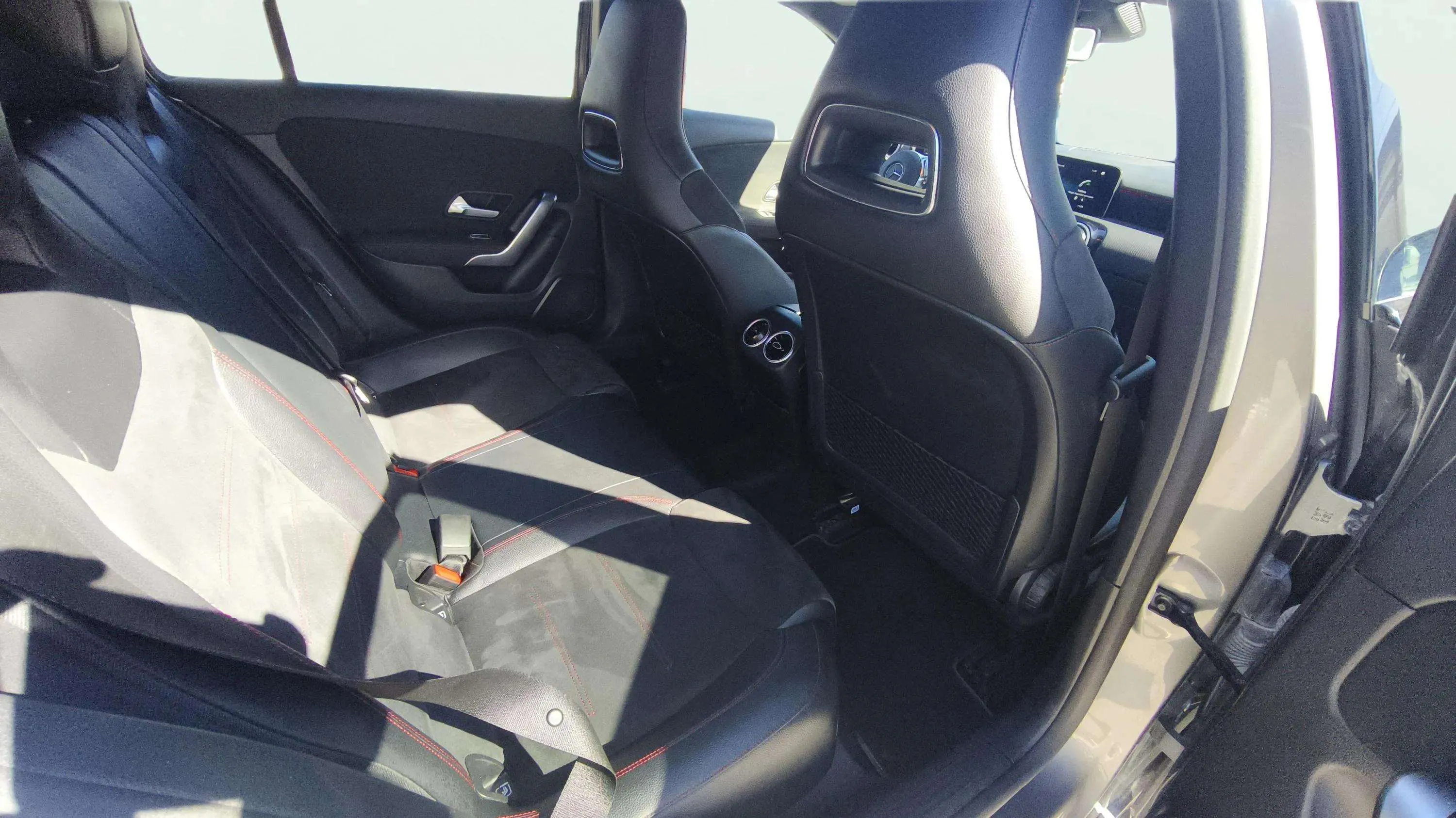 Mercedes-Benz Clase A A 180 - foto 14