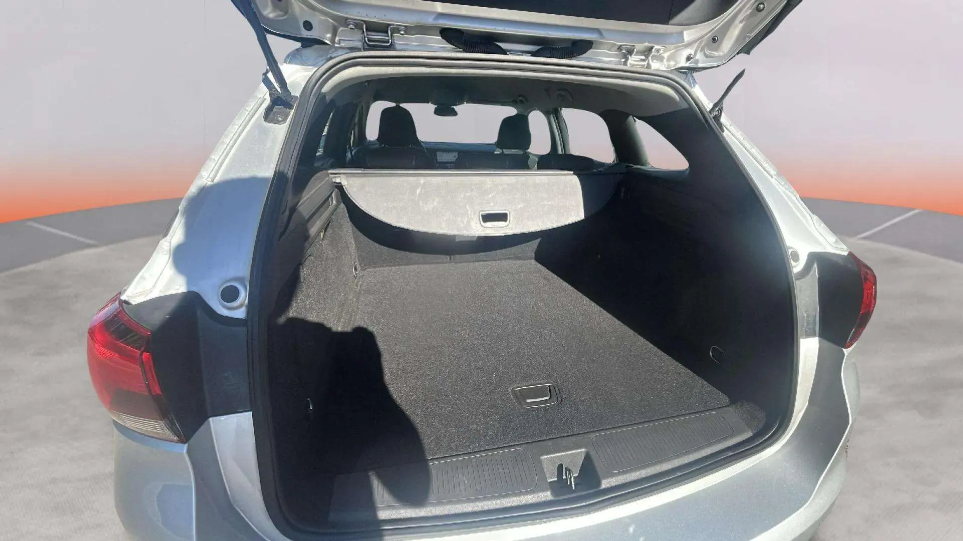 Opel Astra 1.6 CDTi Innovation ST - foto 22