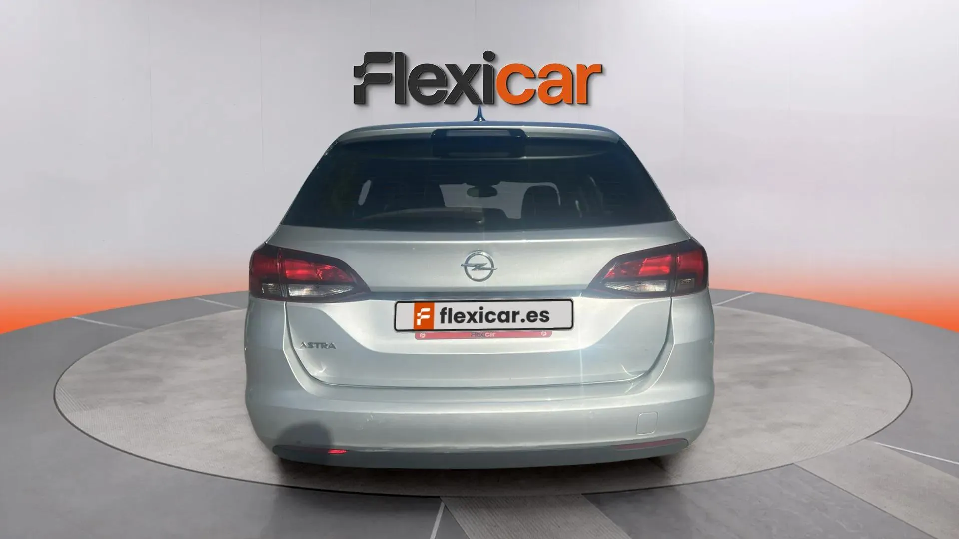 Opel Astra 1.6 CDTi Innovation ST - foto 6