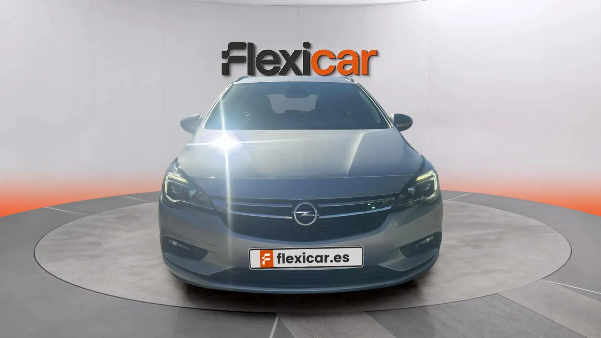 Opel Astra 1.6 CDTi Innovation ST - foto 2