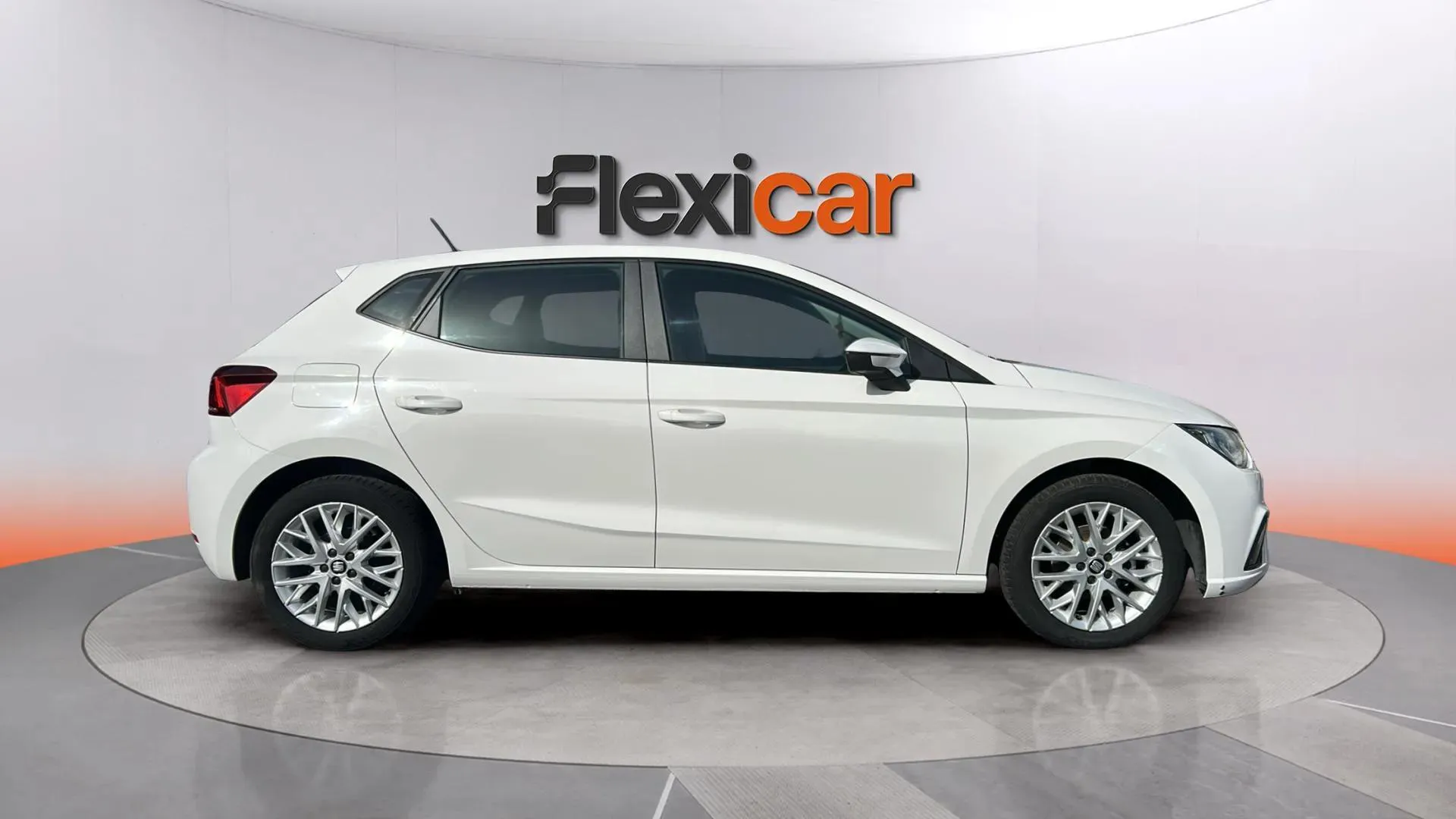 SEAT Ibiza 1.0 EcoTSI Reference Plus - foto 3