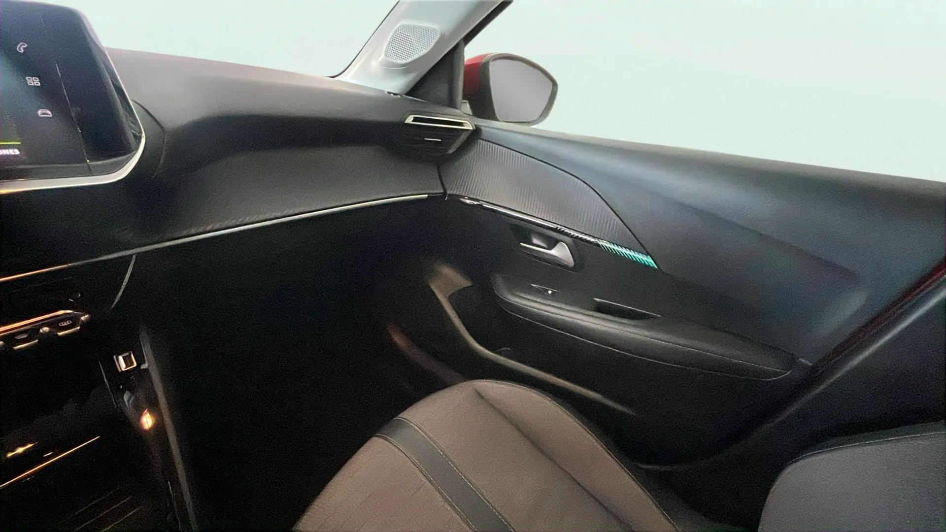 Peugeot 208 PureTech Allure - foto 31