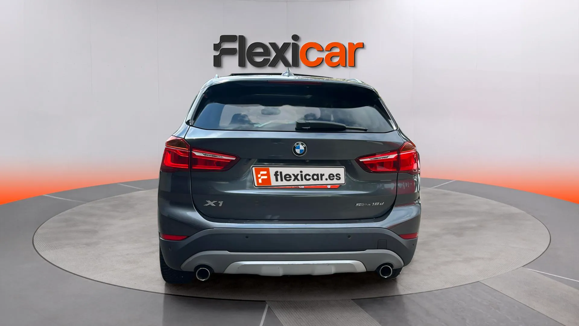 BMW X1 sDrive18dA Business - foto 7