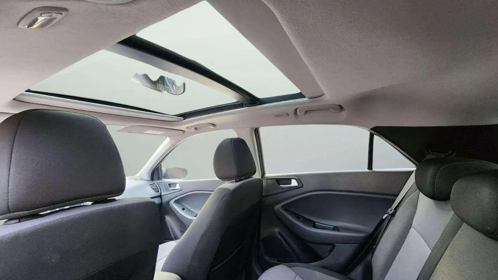 Hyundai i20 1.0 T-GDi BlueDrive Style - foto 24