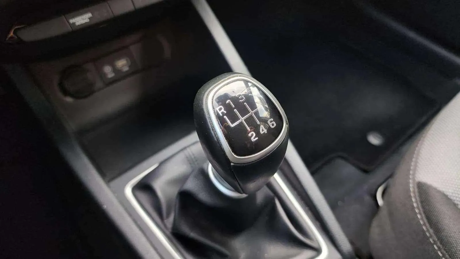 Hyundai i20 1.0 T-GDi BlueDrive Style - foto 17