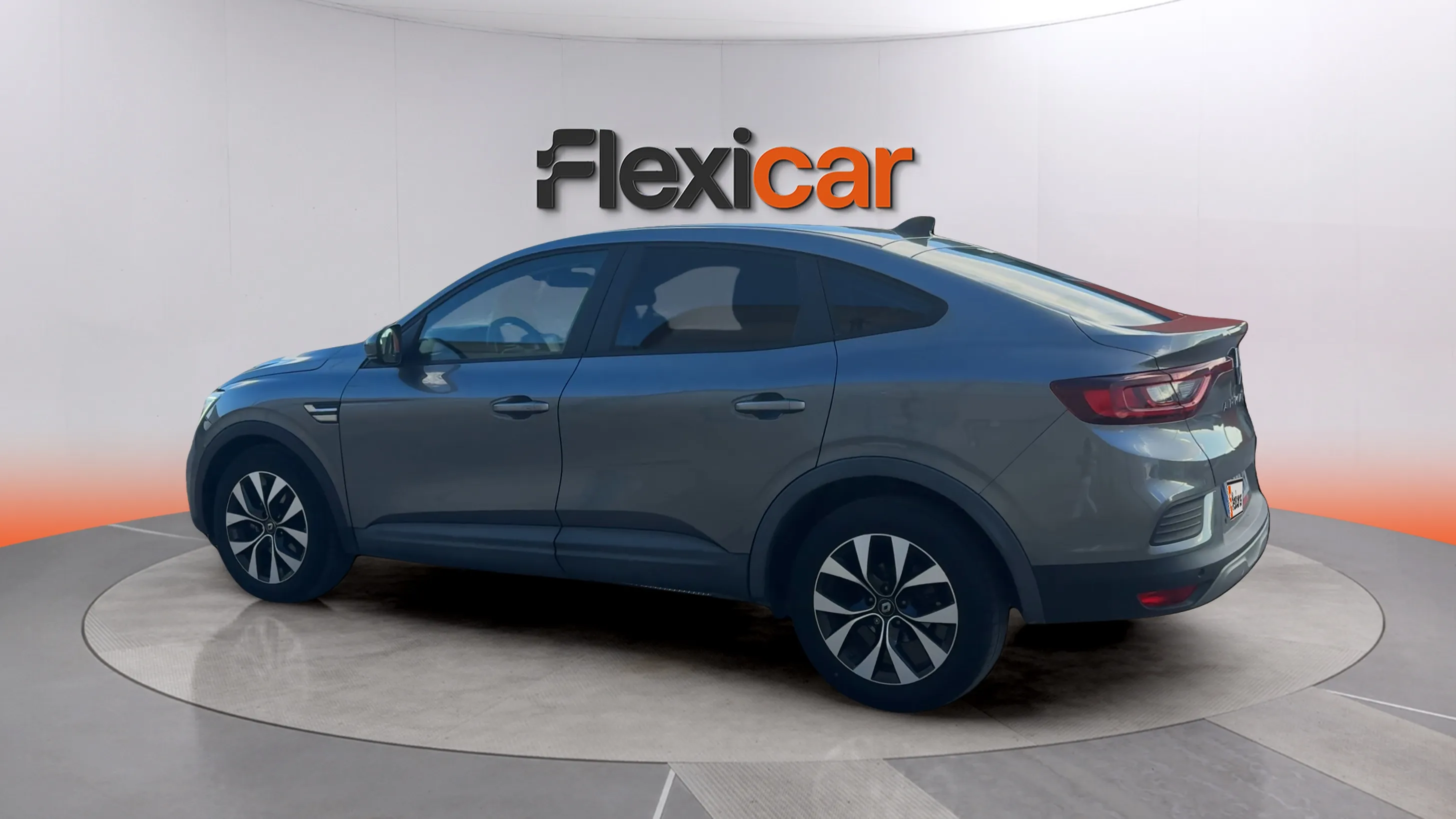Renault Arkana E-Tech Engin. Fast Track Híb - foto 5