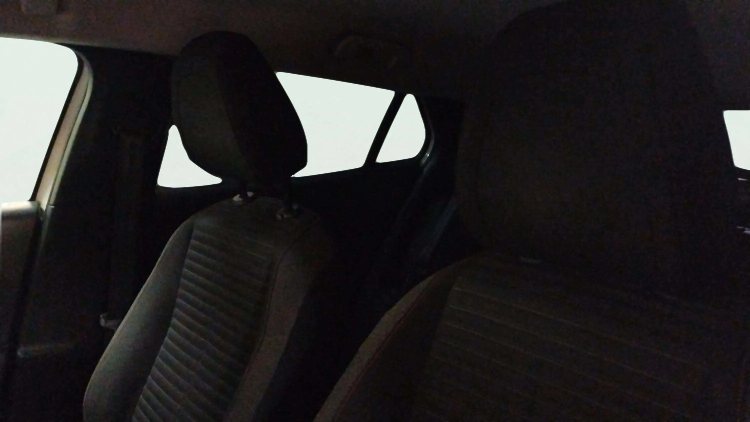 Peugeot 2008 Active PureTech 100 BVM6 - foto 8