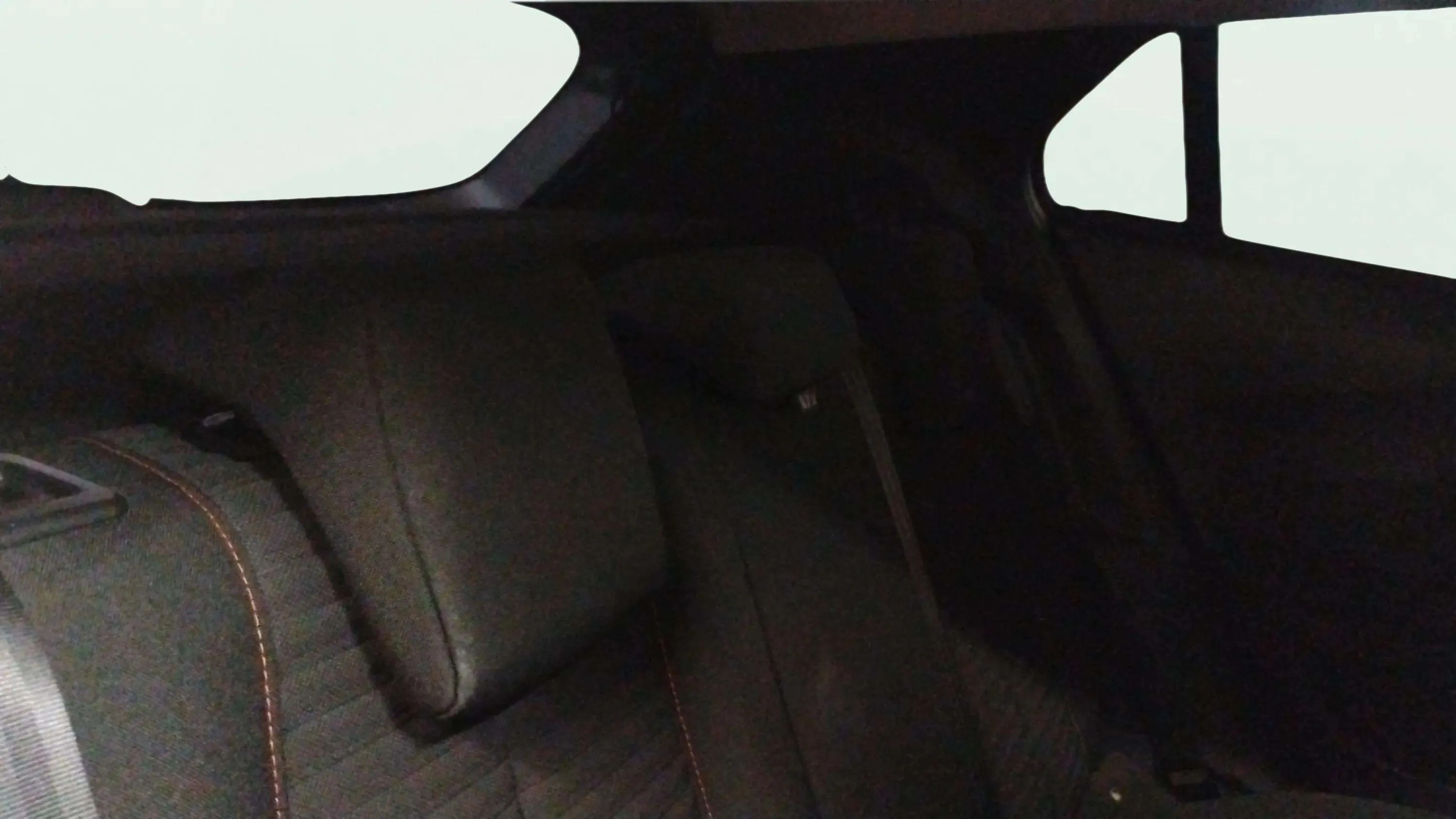 Peugeot 2008 Active PureTech 100 BVM6 - foto 14